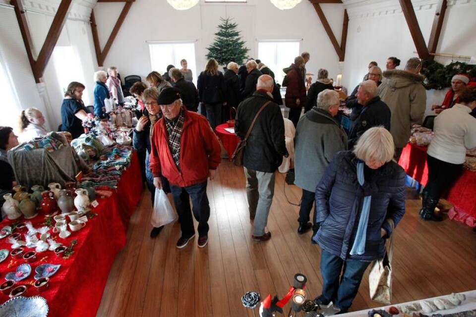 Julmarknaden i Västra Vemmerlöv på lördagen lockade många besökare.