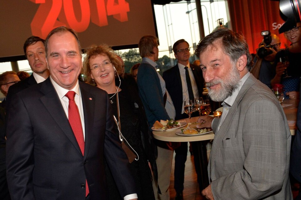 Förre socialdemokratiske partiledaren Stefan Löfven och artikelskribenten Leif Pagrotsky vid socialdemokraternas valvaka 2014.