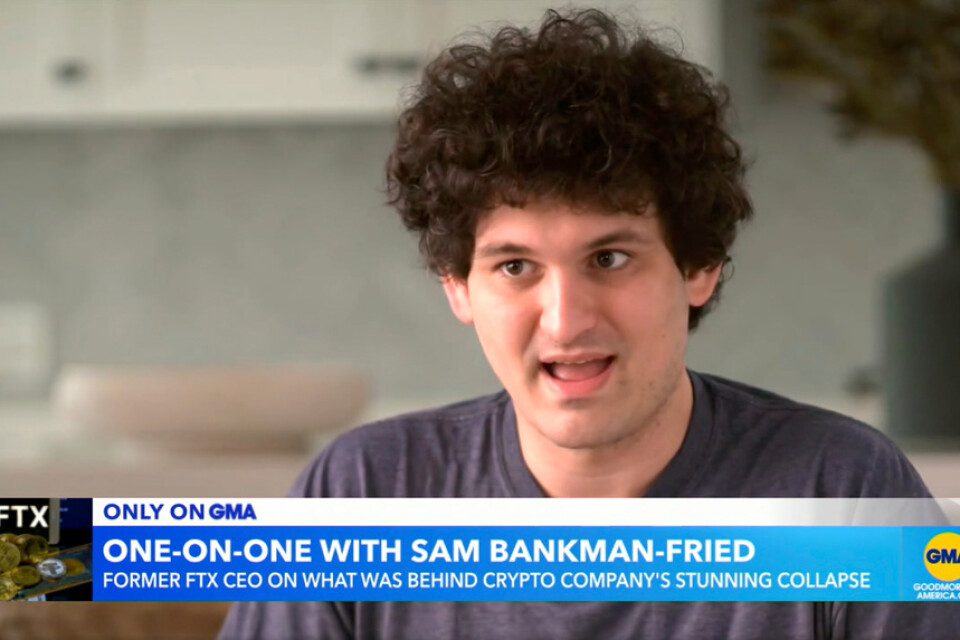 Den 30-årige före detta kryptomogulen Sam Bankman-Fried åtalas av federala åklagare i USA. Han riskerar dryga böter och fängelse för misstänkta marknadsbedrägerier. Arkivbild.