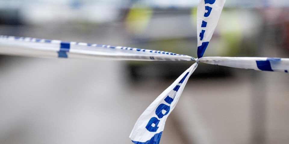 En mordutredning har inletts efter att en flicka hittats död i en lägenhet i Nacka utanför Stockholm. Arkivbild.