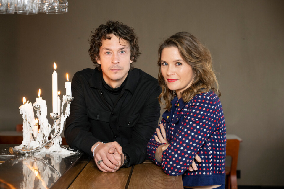 Oscar Töringe och Lisa Carlhede gör båda två romkom-debut i "Tack för senast”.