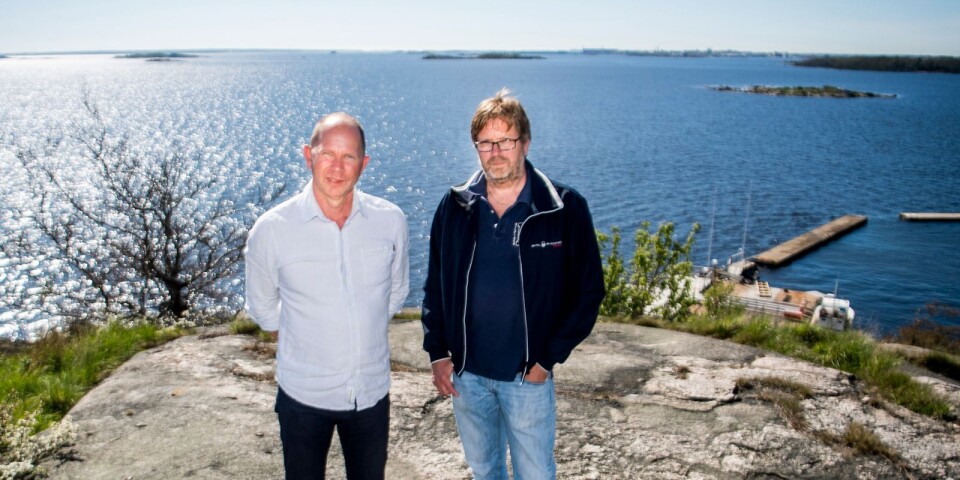 Stefan Lindeberg (tv) och Lars Svensson äger Säljö brygga sedan 2011, men nu vill man sälja hela sin verksamhet ute i Karlskronas skärgård.