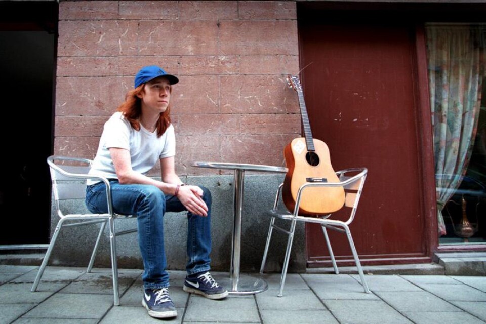 1998: En ung man med sin gitarr.