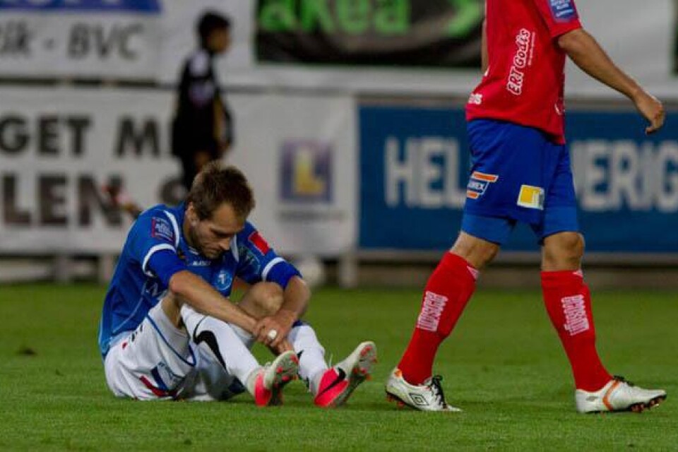 Zoran Jovanovic deppar efter att TFF tappat 2–0 till 2–3 mot Öster.