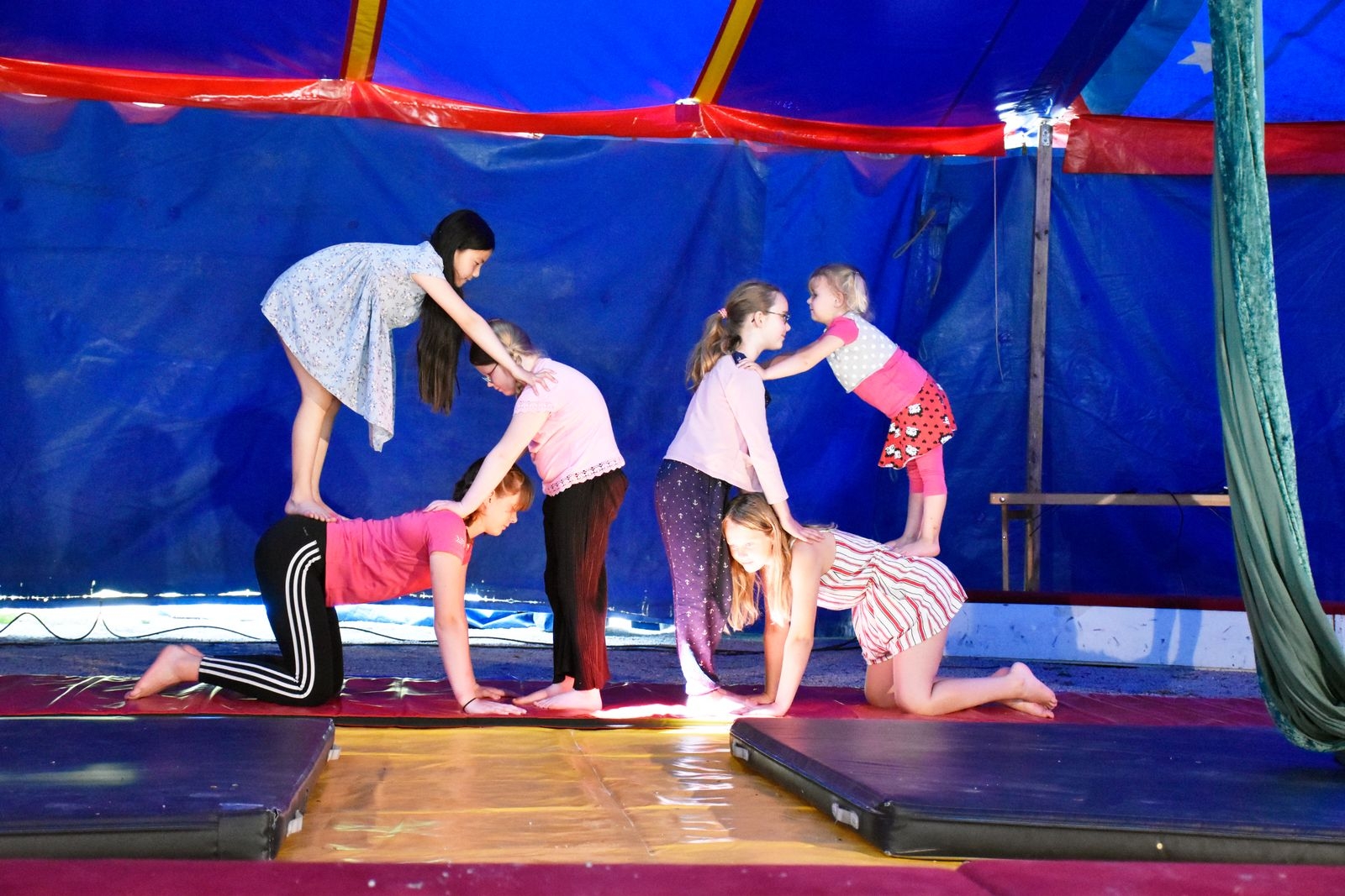 Flera barn testade på cirkus i Tulseboda.
