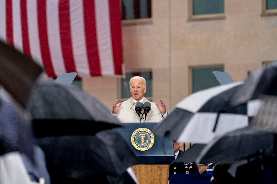 USA:s president Joe Biden talar utanför Pentagon i Washington|DC på minnesceremoni för offren för terrorattackerna 11 september 2001.