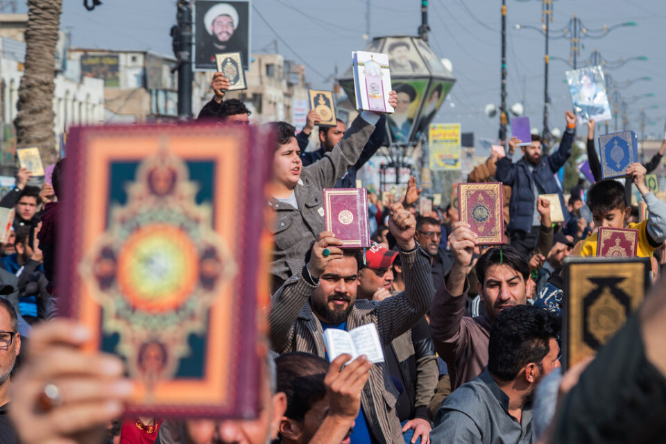 Demonstration i Iraks huvudstad Bagdad mot koranbränningar i Sverige, Danmark och Nederländerna.