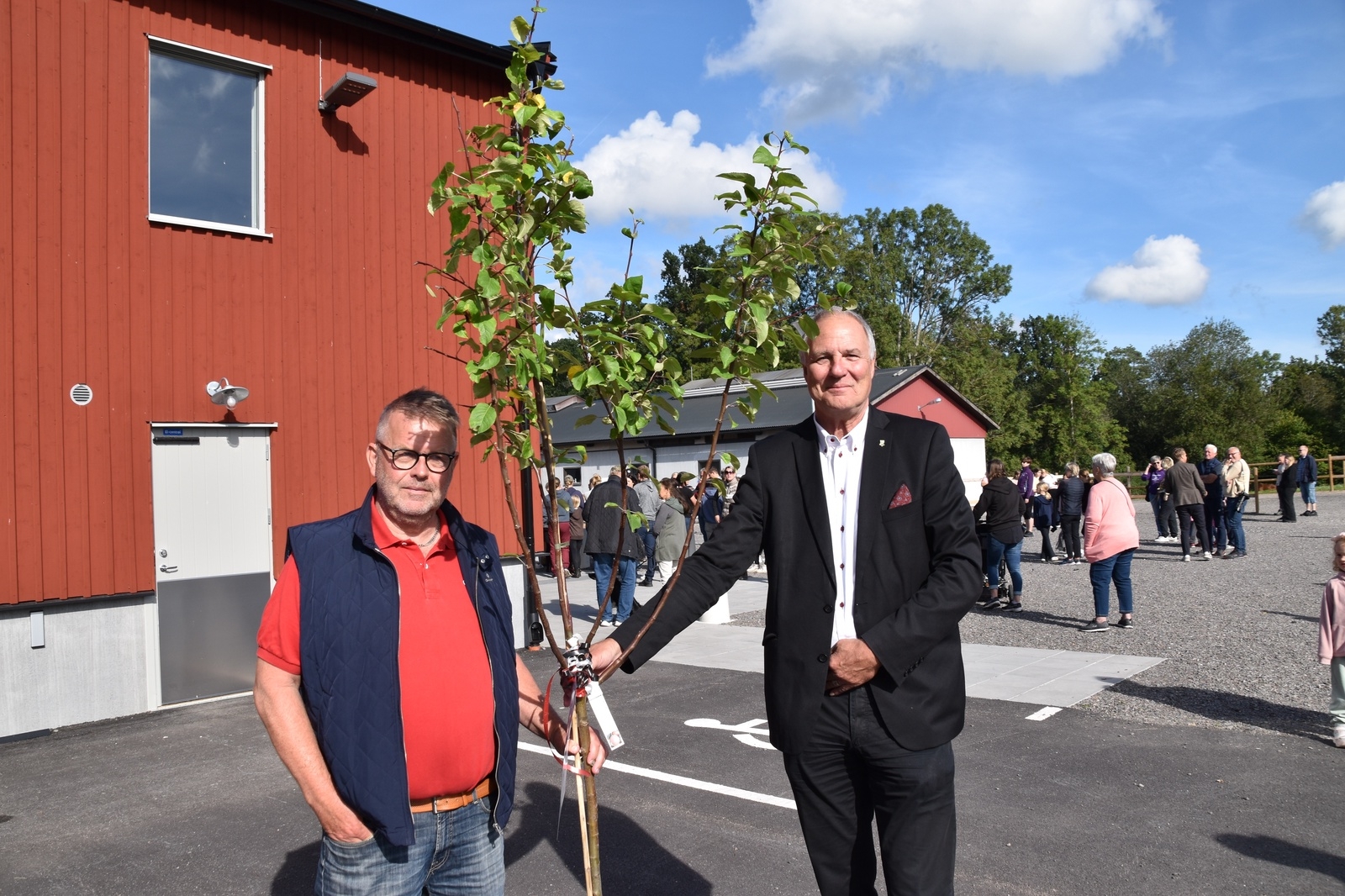 Mikael Svanström, ordförande NBAB och Sulev Pull, vd Nybro bostad AB.