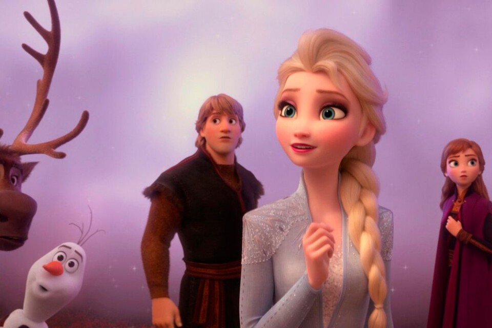 Vem är Elsa egentligen? Gåtan om hennes krafter står i centrum i ”Frost 2”, som återförenar alla de gamla favoriterna.