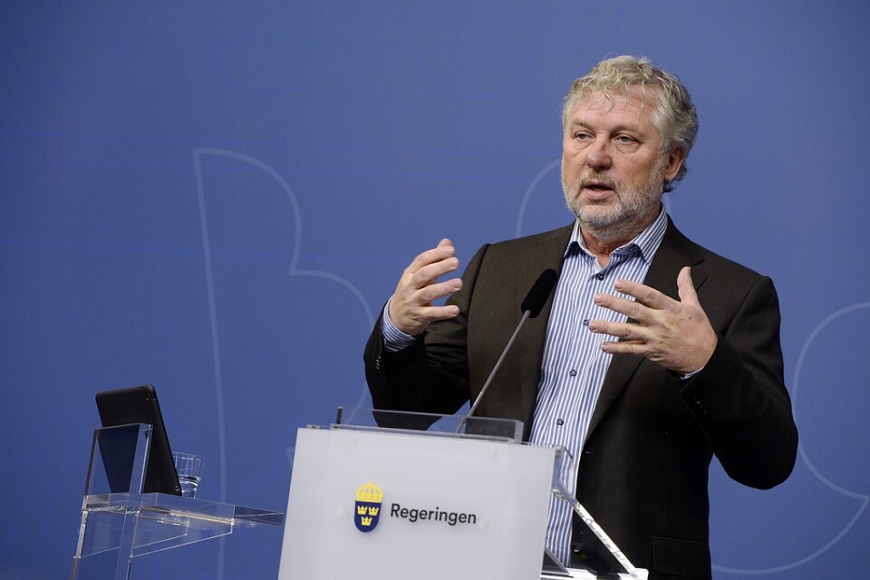 Bostads- och digitaliseringsminister Peter Eriksson vill att det ska bli enklare att leva och driva företag på landsbygden. Foto: TT-bild