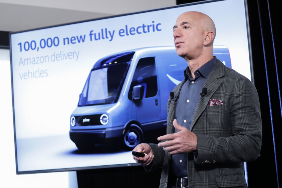 Amazons vd Jeff Bezos presenterar företagets klimatplan under en presskonferens i september 2019, i Washington.