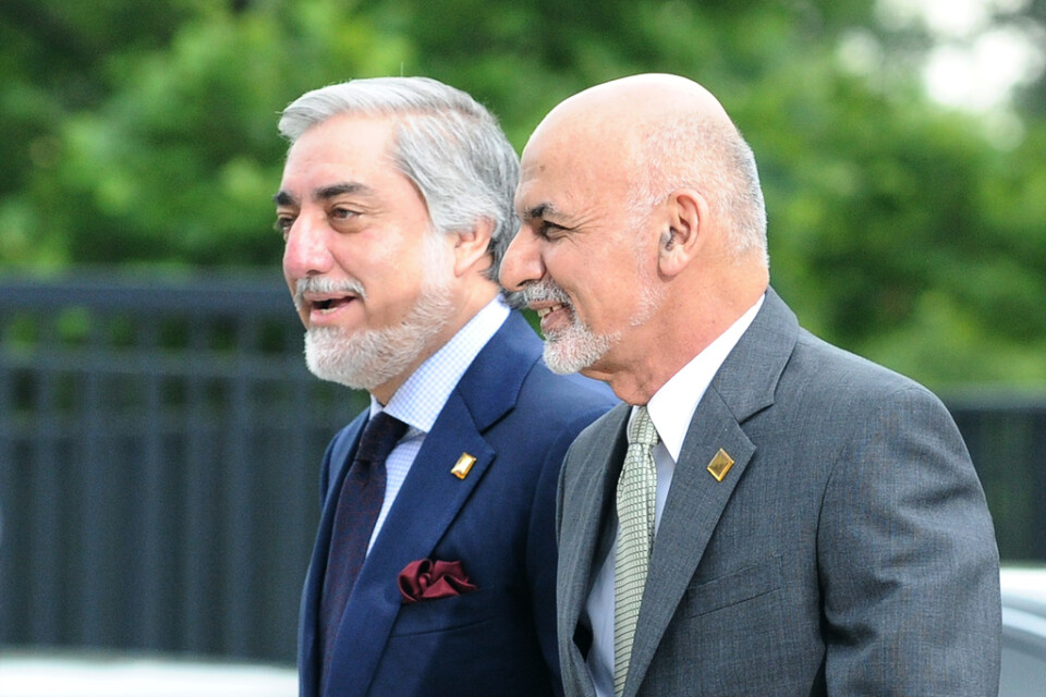 Afghanistans chefsminister Abdullah Abdullah (till vänster) och president Ashraf Ghani. Arkivbild.