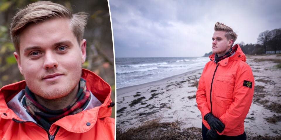 Filip, 30, har allt han äger i två väskor – bor i ett Attefallshus i Åhus