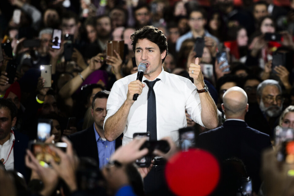 Justin Trudeau sitter kvar efter valet i Kanada.