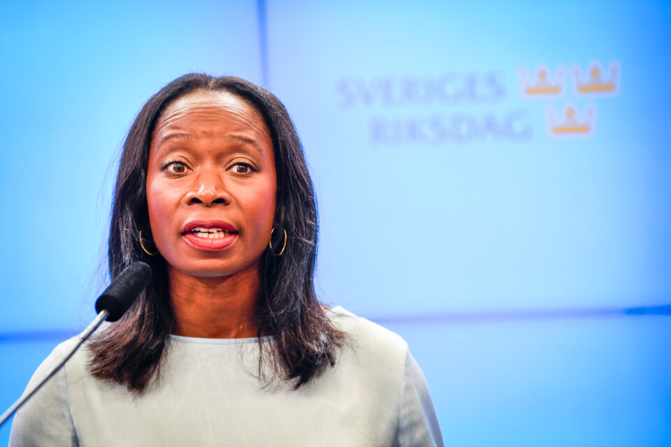 Liberalernas partiledare Nyamko Sabuni under en pressträff med anledning av regeringens besked om att tillåta en kapacitetsökning av mellanlagret i Oskarshamn (Clab).