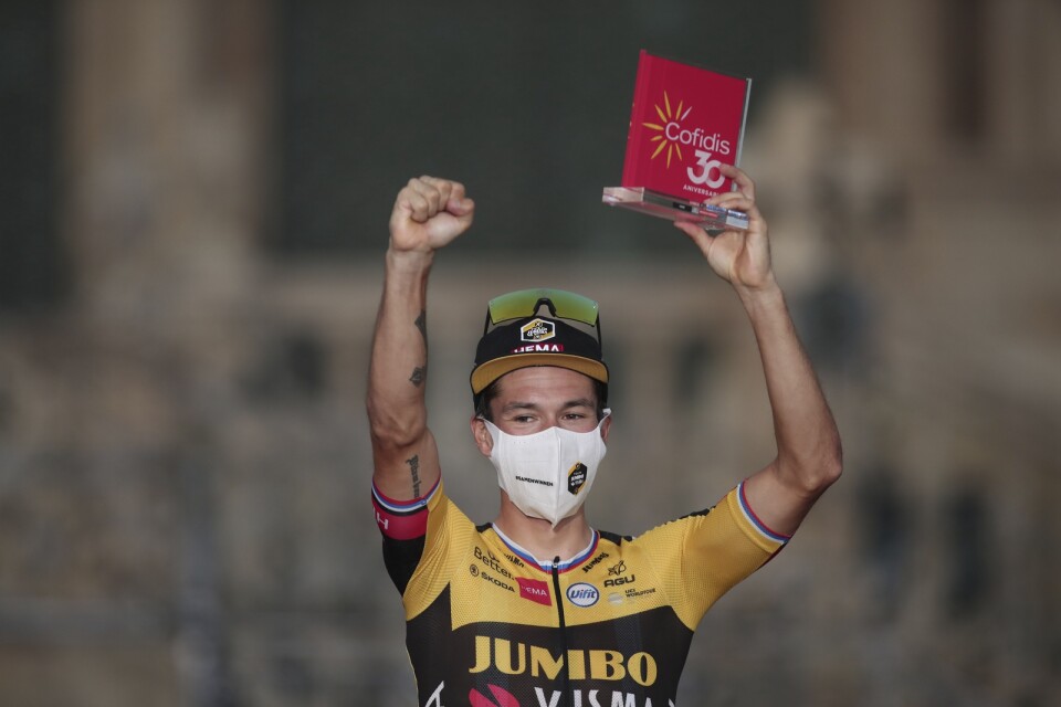 Primoz Roglic firar sin tredje raka seger i Spanien runt.