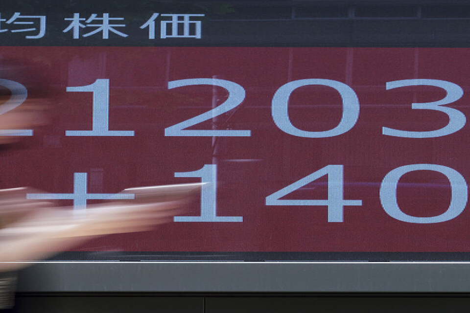 Osäkra börser i Asien. Bild från Tokyo i förra veckan.