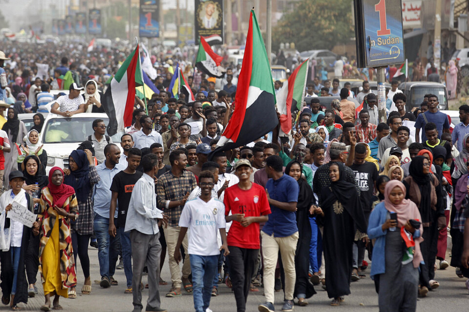 Sudan förbereder sig för övergången till civilt styre. På bilden demonstrerar oppositionen i huvudstaden Khartum den 1 augusti.