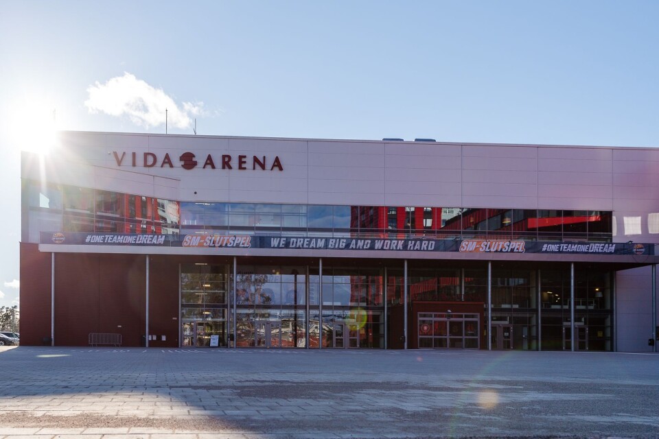 Vida Arena hade ingen is på måndagen. Detta gjorde att SHL–laget tvingades avstå träning på is.