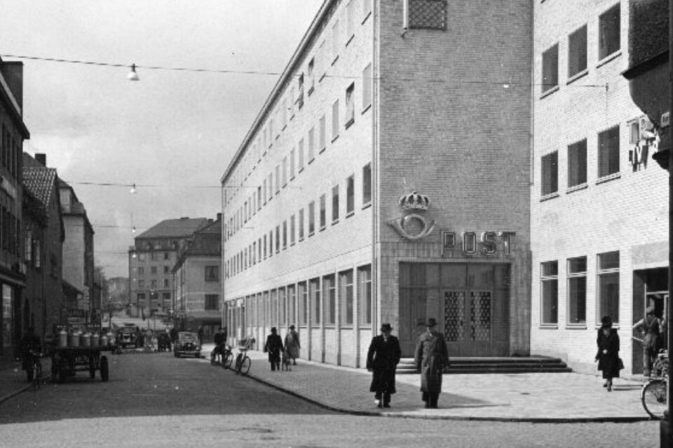 Kvarteret Eko 10 som det såg ut när Postenhuset var nybyggt 1946.