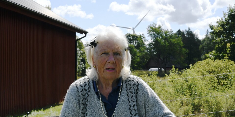 Ann-Louise bor granne med den nya vindparken: ”Det har jag inga problem med”