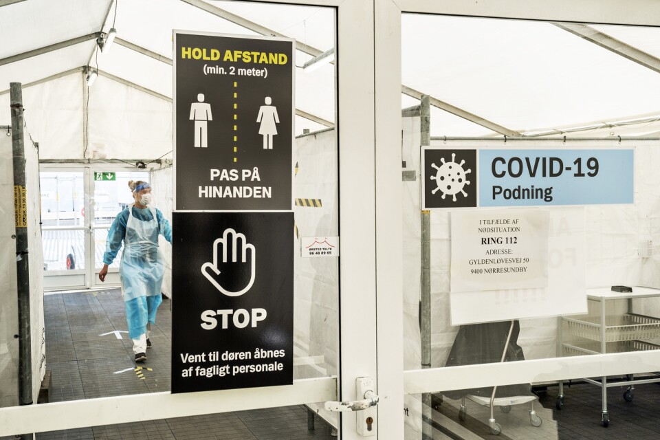 Ett testcenter för provtagning för coronaviruset i danska Aalborg. Arkivbild.