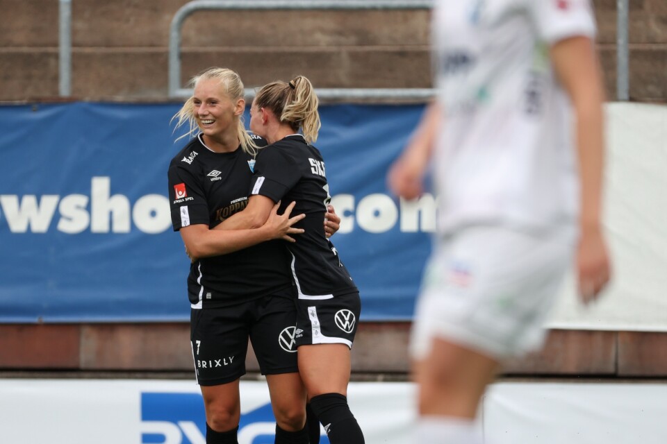 Stina Blackstenius gjorde sitt första mål för Göteborg i 4–0-vinsten hemma mot Växjö.