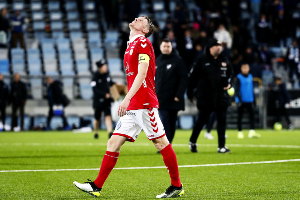 Kalmars Rasmus Elm deppar efter förlusten mot IFK Norrköping.