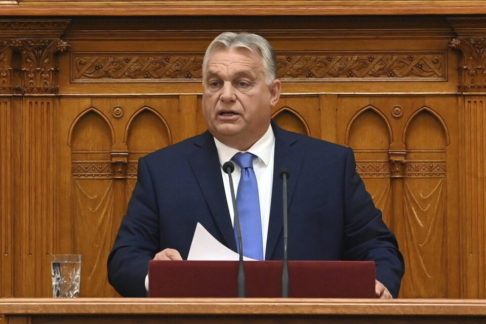 Odemokratisk. Den ungerska premiärministern Viktor Orbán drar i auktoritär riktning,.