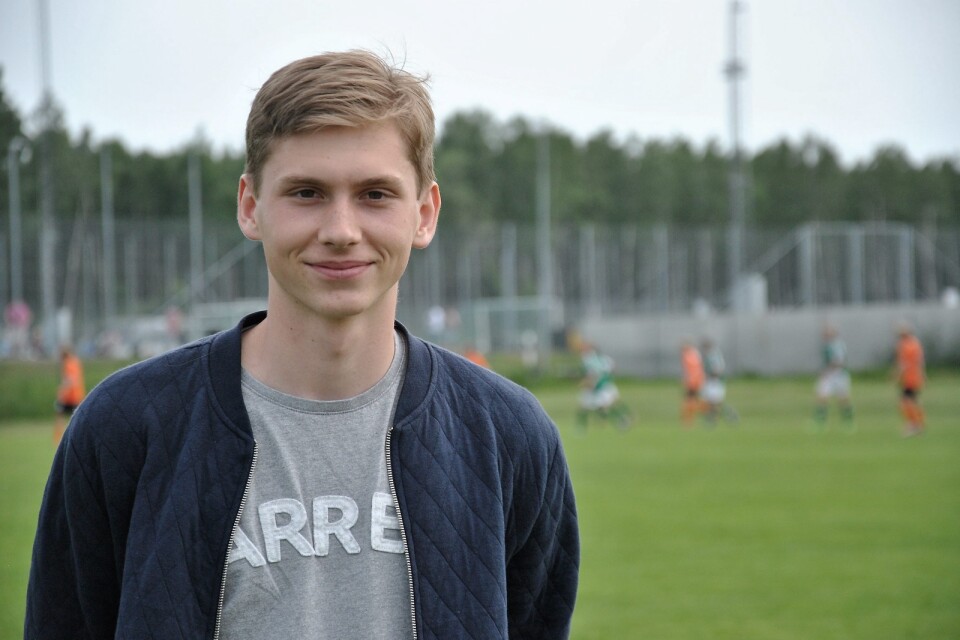 Edvin Nilsson var fortfarande bara 16 år när han hoppade in i superettan med Ängeholms FF.                         Foto: Marika Höghäll