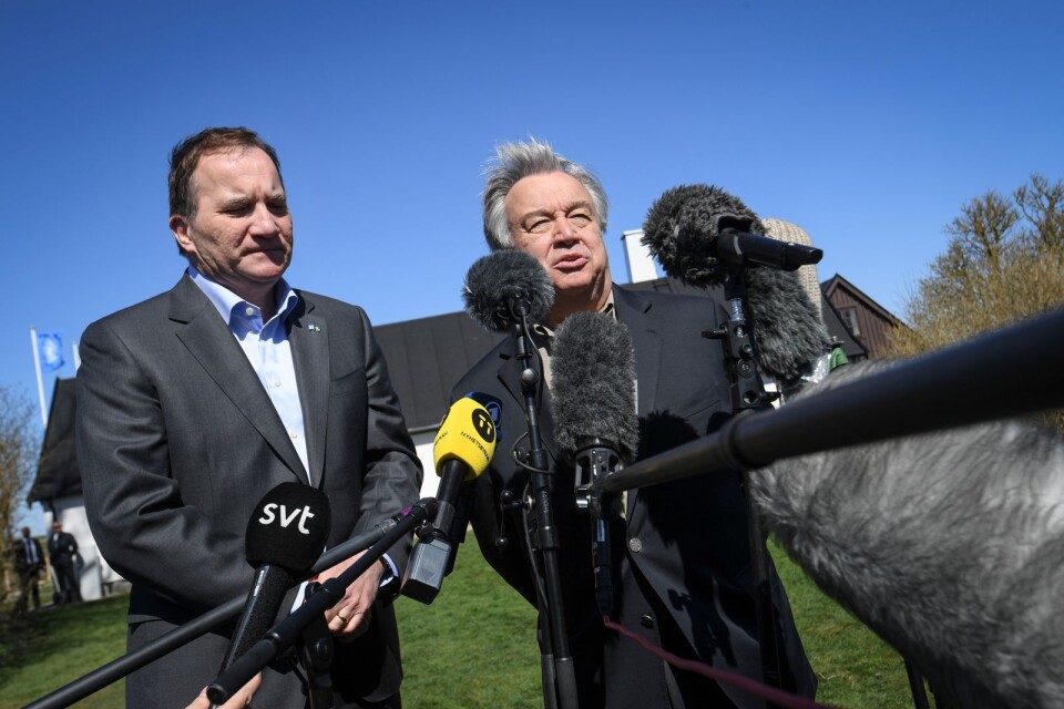 Statsminister Stefan Löfven och FN:s generalsekreterare Antonio Guterres håller en gemensam pressträff i samband med lördagens möte på Dag Hammarskjölds Backåkra utanför Ystad.