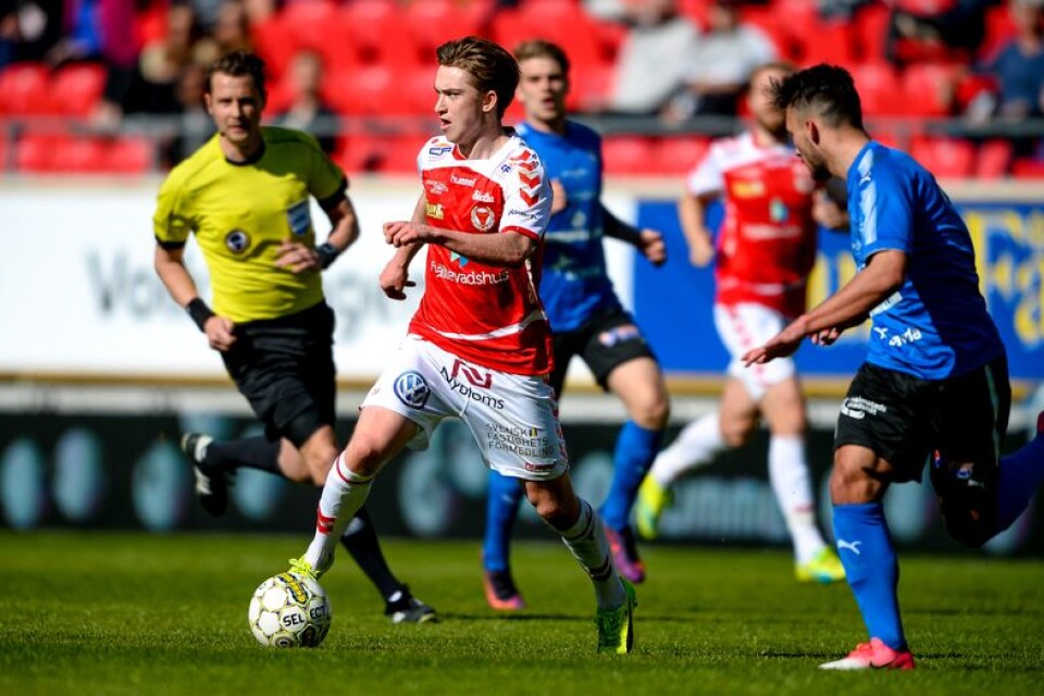 Calle Johansson har förlängt sitt kontrakt med Kalmar FF över säsongen 2019.