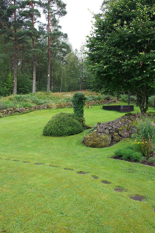 I Göran Arvidssons trädgård i Fritsla så finns "Laman i Fritsla". Foto: Karol Kordel