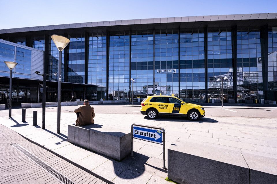 En man och kvinna från Sverige har dömts till fängelse för att ha försökt smuggla ut över två miljoner danska kronor via Köpenhamns flygplats Kastrup. Arkivbild.