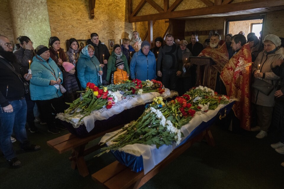 Sorg. 23 människor dödades av en rysk missil när de låg och sov i sina hem i den ukrainska staden Uman.