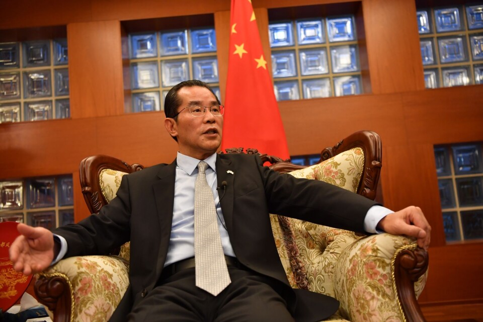 Flera partier kräver att Kinas ambassadör Gui Congyou ska utvisas ur Sverige.