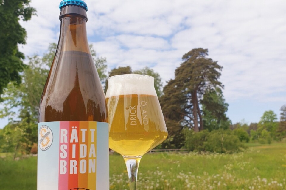 Den tjeckiska pilsnern ”Rätt sida Bron” är Skedemosse Gårdsbryggeris nya öl.