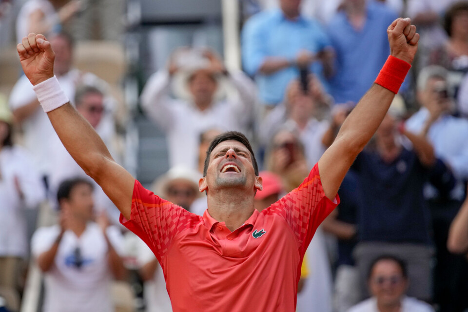 Novak Djokovic är förste manliga spelare att nå 23 grand slam-titlar.