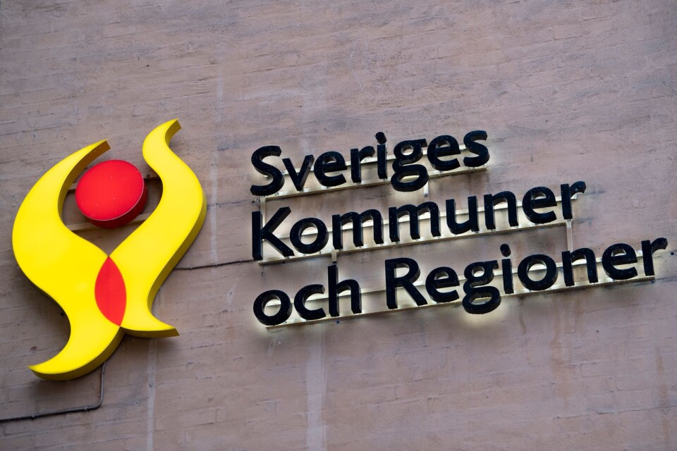 STOCKHOLM 20191129
Den nya skylten vid Sveriges kommuner och regioner.