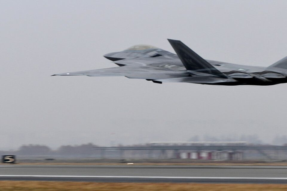 USA skickar flera flyg av typen F-22 Raptor till Qatar. Arkivbild.
