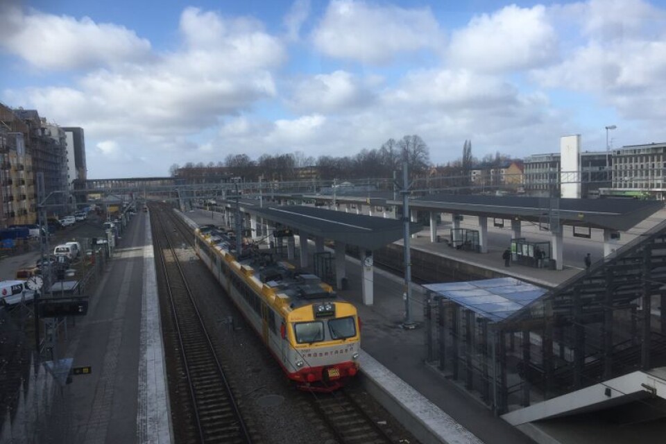 En olycka har skett i Skåne som påverkar tågtrafiken i Kronoberg.