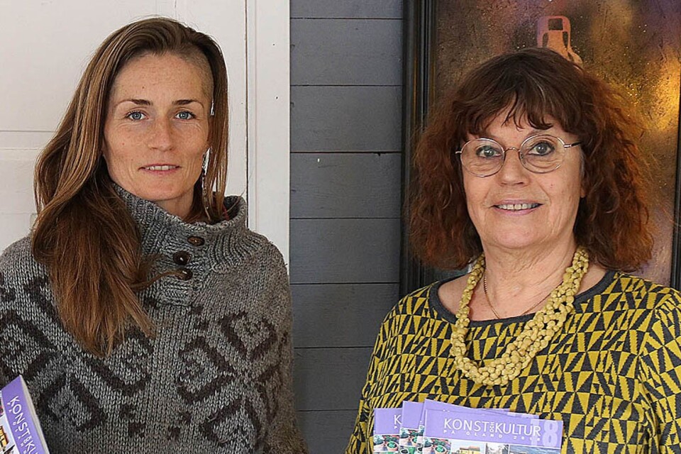 Betina Huber och Mona Hedin är två av medlemmarna i Södra Ölands Konstnärsgille som medverkar under konstrundan den 10-13 maj.
