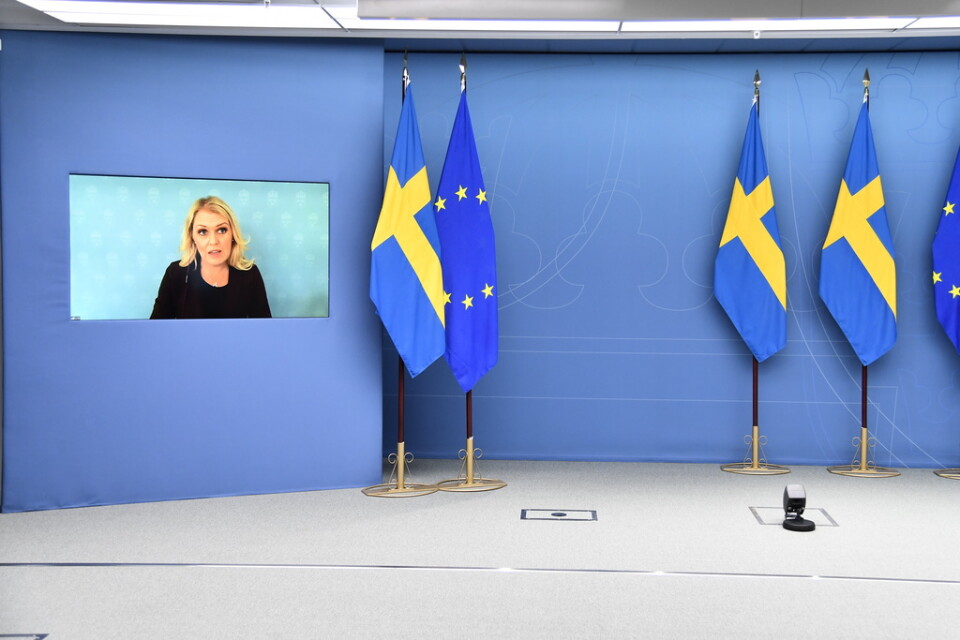 Socialminister Lena Hallengren (S) under en digital pressbriefing om situationen i vården med anledning av covid-19.