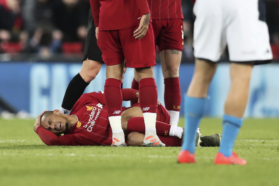 Fabinho ser ut att missa minst tio matcher för Liverpool på grund av skada.