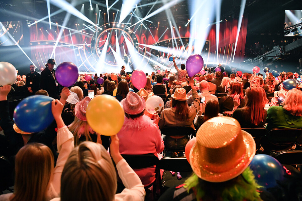 Publiken var taggad inför Melodifestivalens sista deltävling i Lidköping Arena.