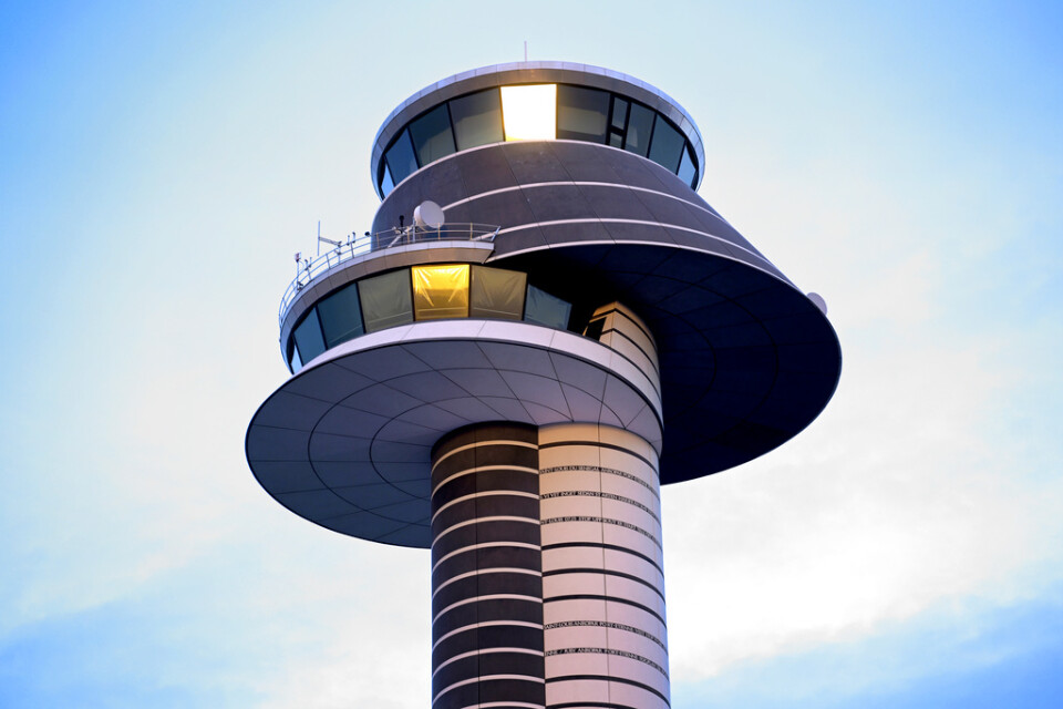Flygledartornet på Arlanda flygplats norr om Stockholm. Arkivbild.