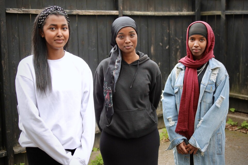Fahmo Mohamed, Uma Abdi och Hani Muhidin hittar sin egen plats och lyssnar på varandra på tjejkvällarna – det är som att komma hem.