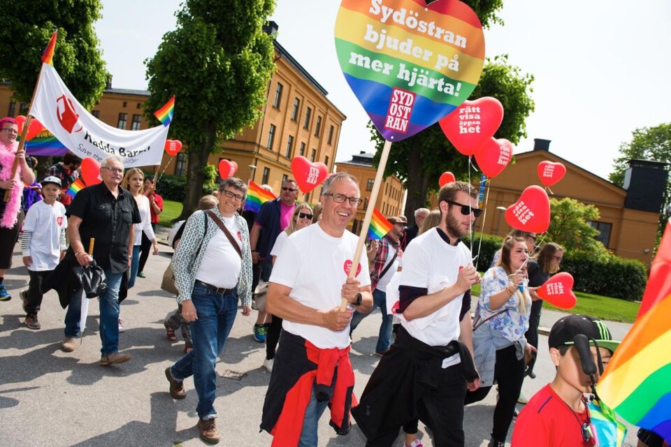 Insändarskribenten Gunnar Svensson i Prideparaden (Sydöstrans sektion)  vill ha bort partipropaganda i tåget. Foto: Mattias Mattisson