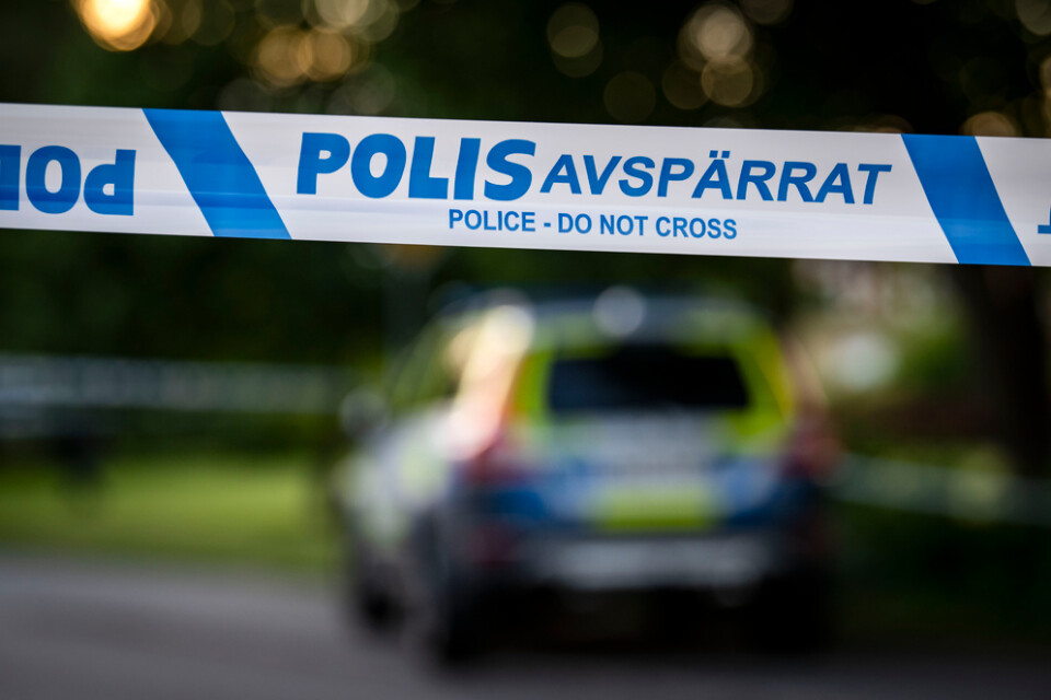 Två män har knivhuggits utomhus i Eslöv.