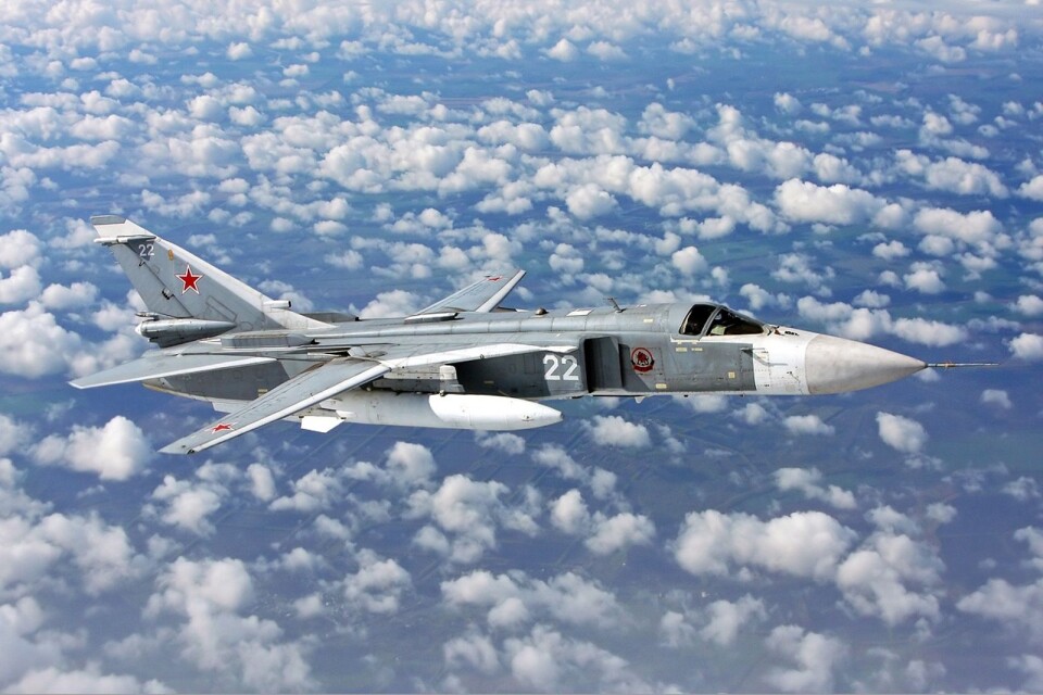 Ett ryskt attackplan av den här typen (Su-24) jagades bort av svenskt stridsflyg över södra Östersjön i förra veckan.